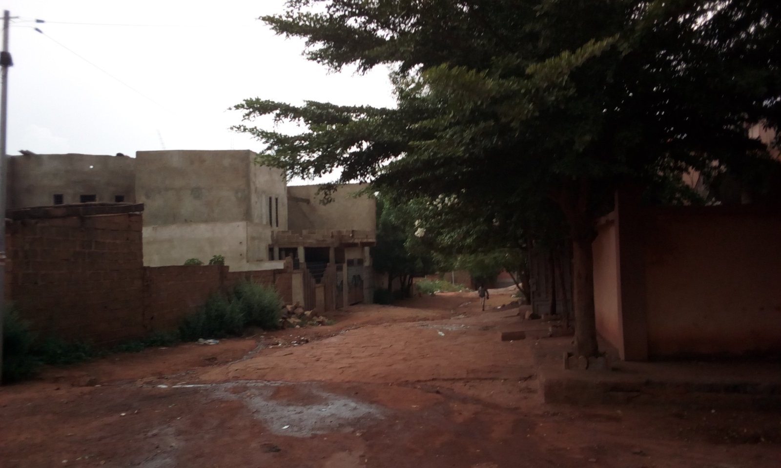 Photo principale Terrain de clôturé de 2342 m2 à Magnambougou CR