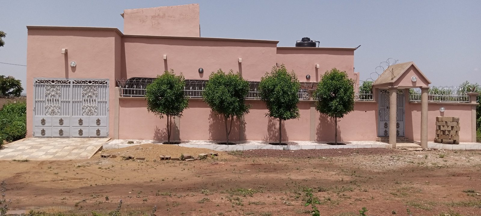 Image de A vendre une maison en RDC à  DOUGOURAKORO - Maison